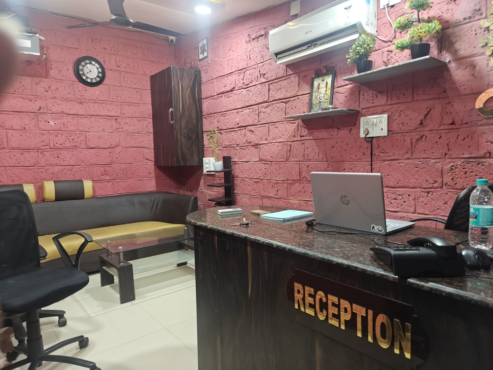 Opulence's resort serving authenticated breakfast food like poha, bread omelet, bread sandwich